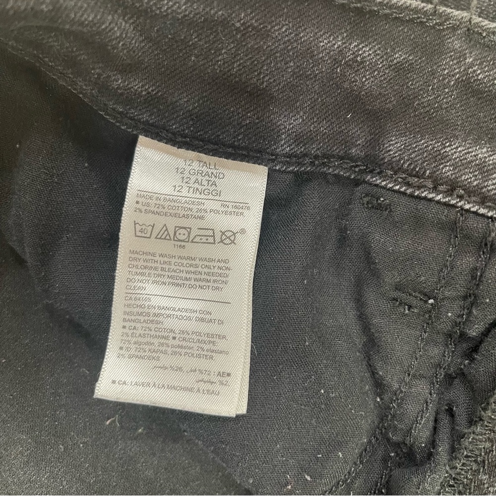 Old Navy Black Skinny Jeans Classic Style - Picture 4 of 6